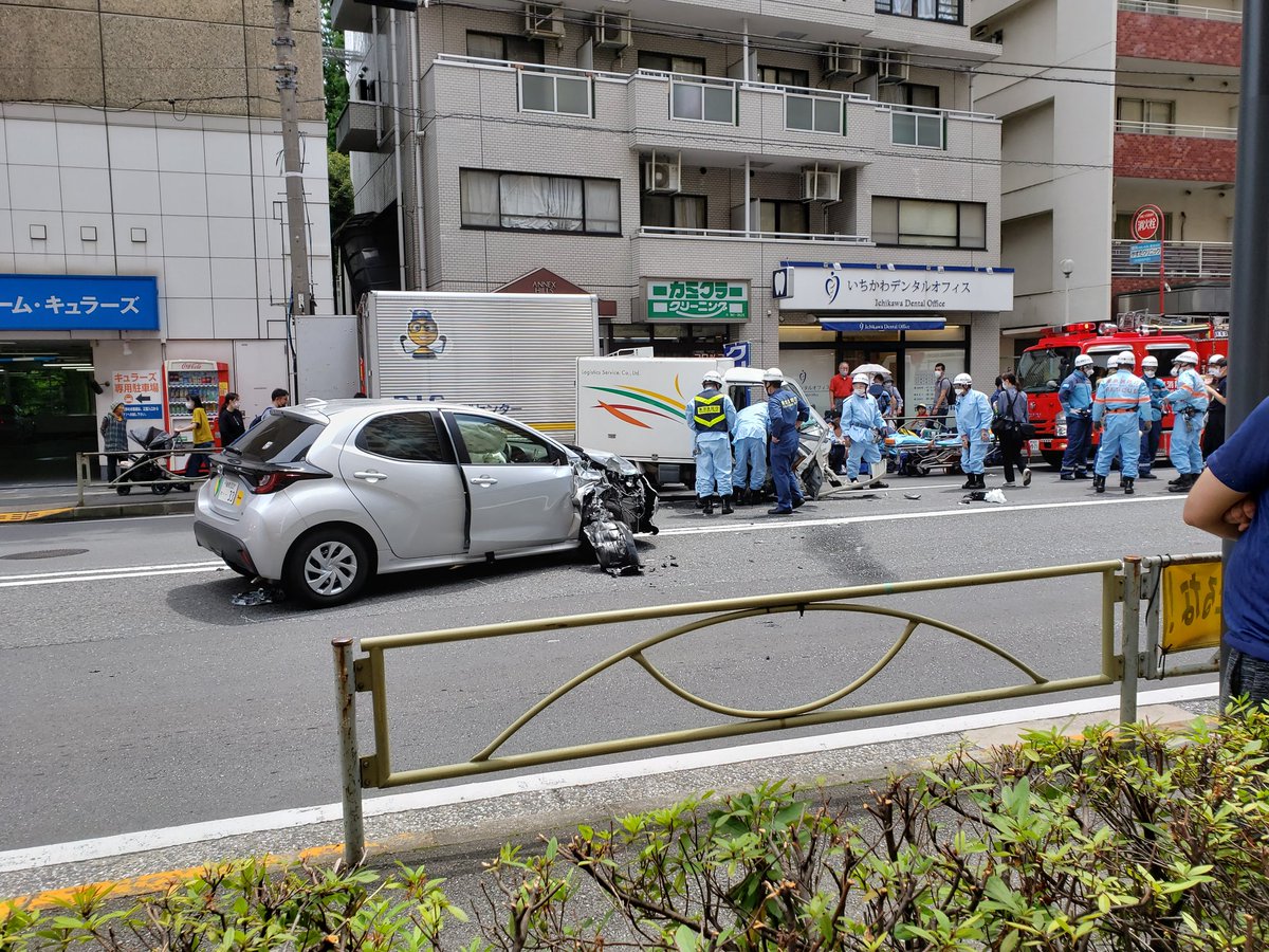 【事故】大塚公園前で事故 事故現場は？文京区大塚4丁目 国道254号の路上で事故「車大破でレスキュー集結」 新大塚駅 大塚公園周辺の交通規制に注意 まとめダネ！