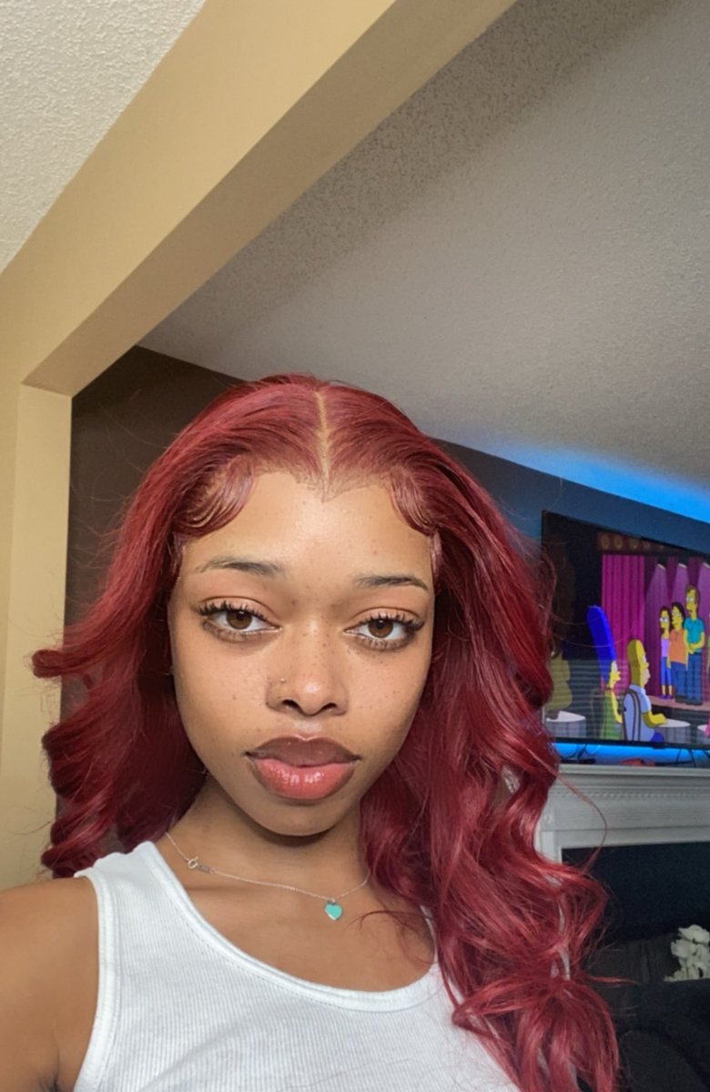 yanathevirgo's tweet photo. bitches this pretty??? THATS SELDOM https://t.co/rY07R6emTX