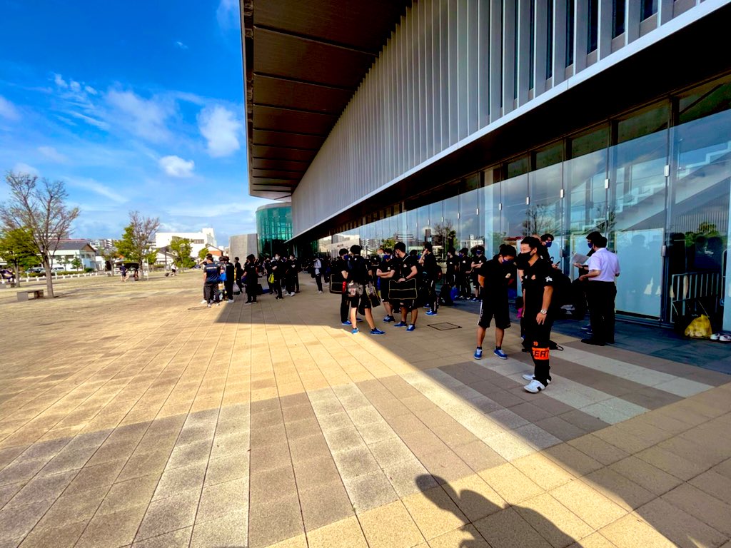 juwa_ph's tweet photo. 昨日、バスに乗って選手たちは
愛知入りしました！

長距離移動お疲れ様でした🙇‍♀️

本日の日程
第4試合　vsデンソー
第6試合　vs富士通カワサキ
　　　　　レッドスピリッツ

応援よろしくお願いします٩( ᐛ )و https://t.co/aJ1GXIb6Rh