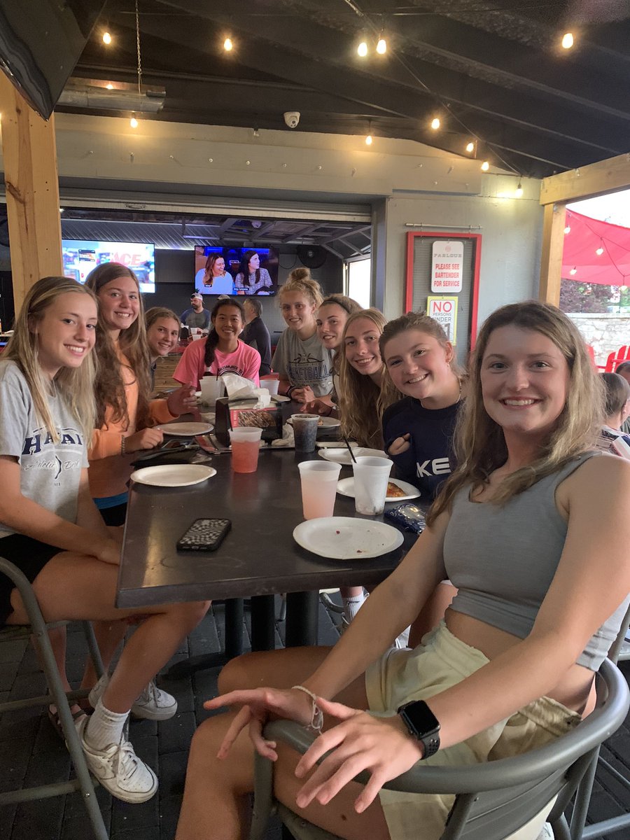 BrookeLechleit1's tweet image. Had an eventful team dinner the other night! Lots of rain, no reservations/seating but turned out to be great hanging out with them but still missing one of our original players, Devyn!!  Come watch Team WI Black play tomorrow at Battle of Boro @TWBlack2022 @vcteamwi