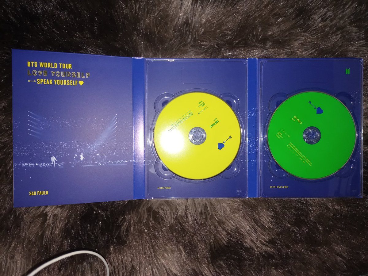 artlovelytxt's tweet photo. [VENDO]

DVD BTS WORLD TOUR: LOVE YOURSELF - SPEAK YOURSELF EM SÃO PAULO. 

DVDs nunca rodado! Acompanha poster, Bookmark do Namjoon e Pins da pré venda! 

Valor: R$: 680,00 (FRETE INCLUSO POR PAC E FAÇO O ENVIO SEGUNDA-FEIRA 12/07/21) https://t.co/yKrVeijjlH