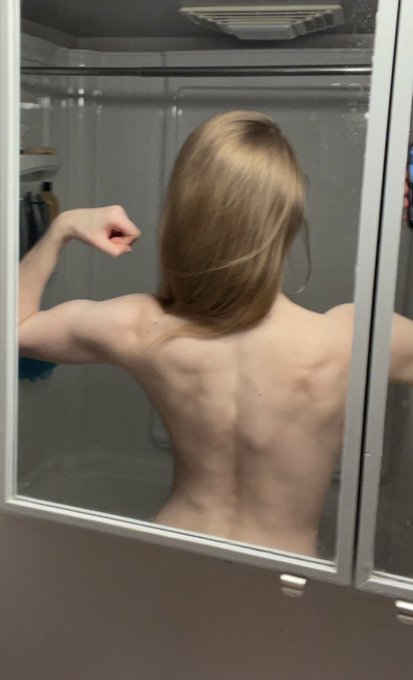 Back, shoulder, and arm progress 💪 https://t.co/F0eVuOCDs3<a href="/tag/newprofilepic"class="tags"><span>#newprofilepic</span></a>