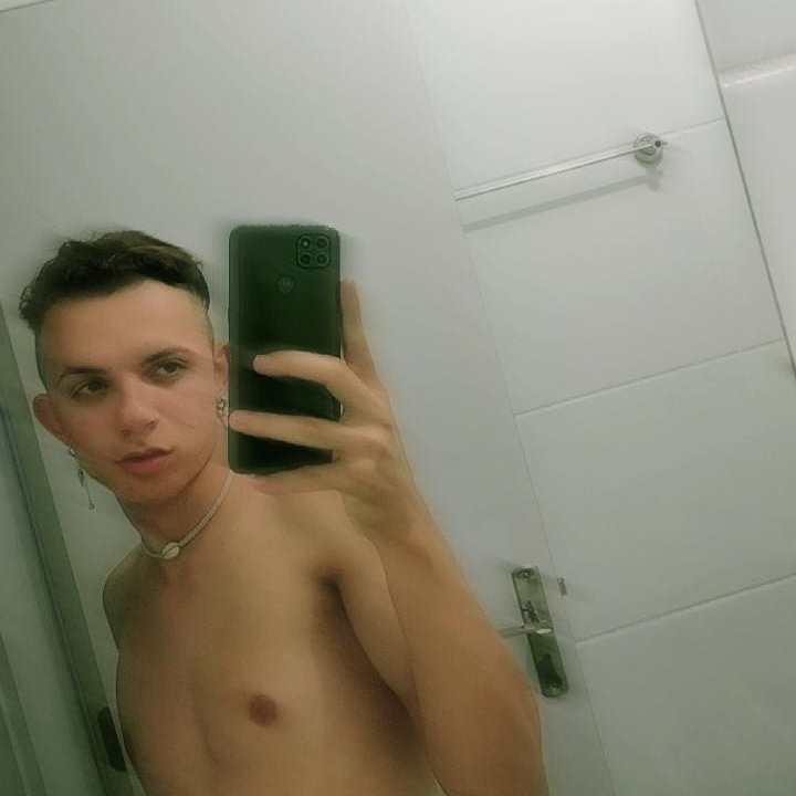 soberteusss's tweet photo. tirando as fotos da gaveta rs

#PowerLGBTQ https://t.co/OyORFs00Kg