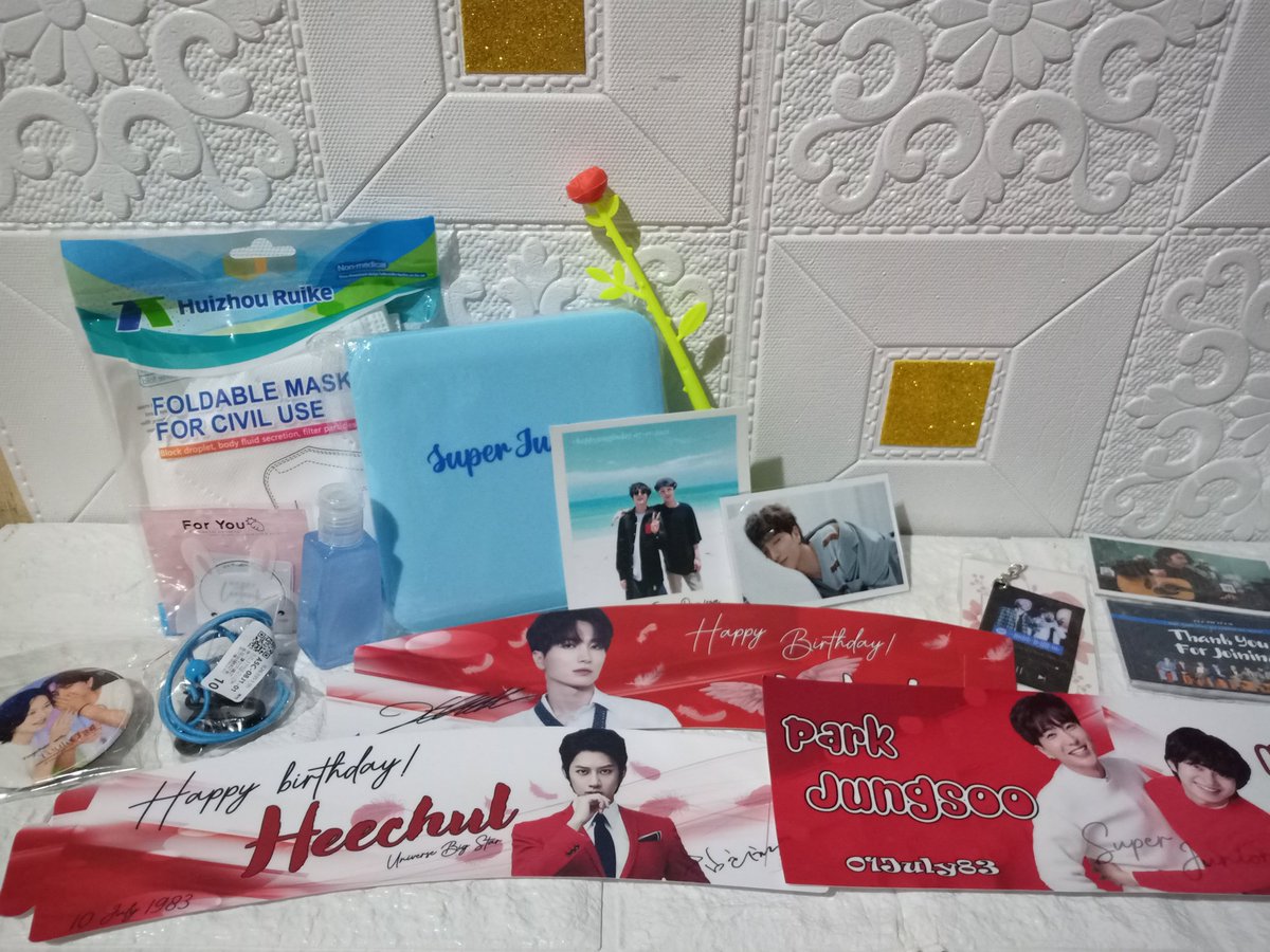 _Gra_Cia_'s tweet photo. "Together with TeukChul"

#HappyTeukChulDay
#SUPERJUNIOR
@EFAPhTeam 
@sweetharu_ 
@JongjinStormPH 
@SJofficial https://t.co/FXd8BUxfBs