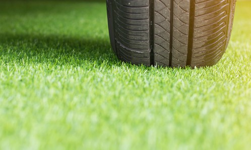TurfGreenAU's tweet photo. Having the car parked on artificial grass rather than concrete or rocks is always going to give the front yard better street appeal, plus it's a great place for the kids to play when the cars not parked there
https://t.co/GZSQwhGaxW
#carparkartificialgrass #artificialgrasscarpark https://t.co/Te7sQOyytJ