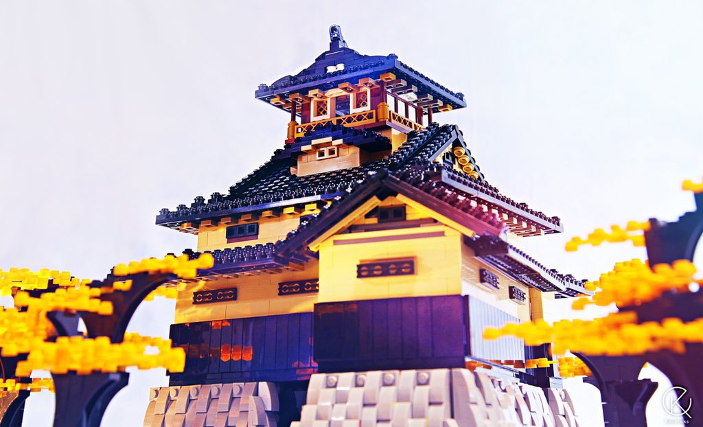 Kei 愛知にある国宝 犬山城を作りました 日本に最も古くから現存していると言われ 信長秀吉家康の三英傑が奪い合った平城です 桶狭間の戦いの要だったとか 残念ながら この姿での展示は来週の なごレゴの会 だけになりそう W レゴ Lego