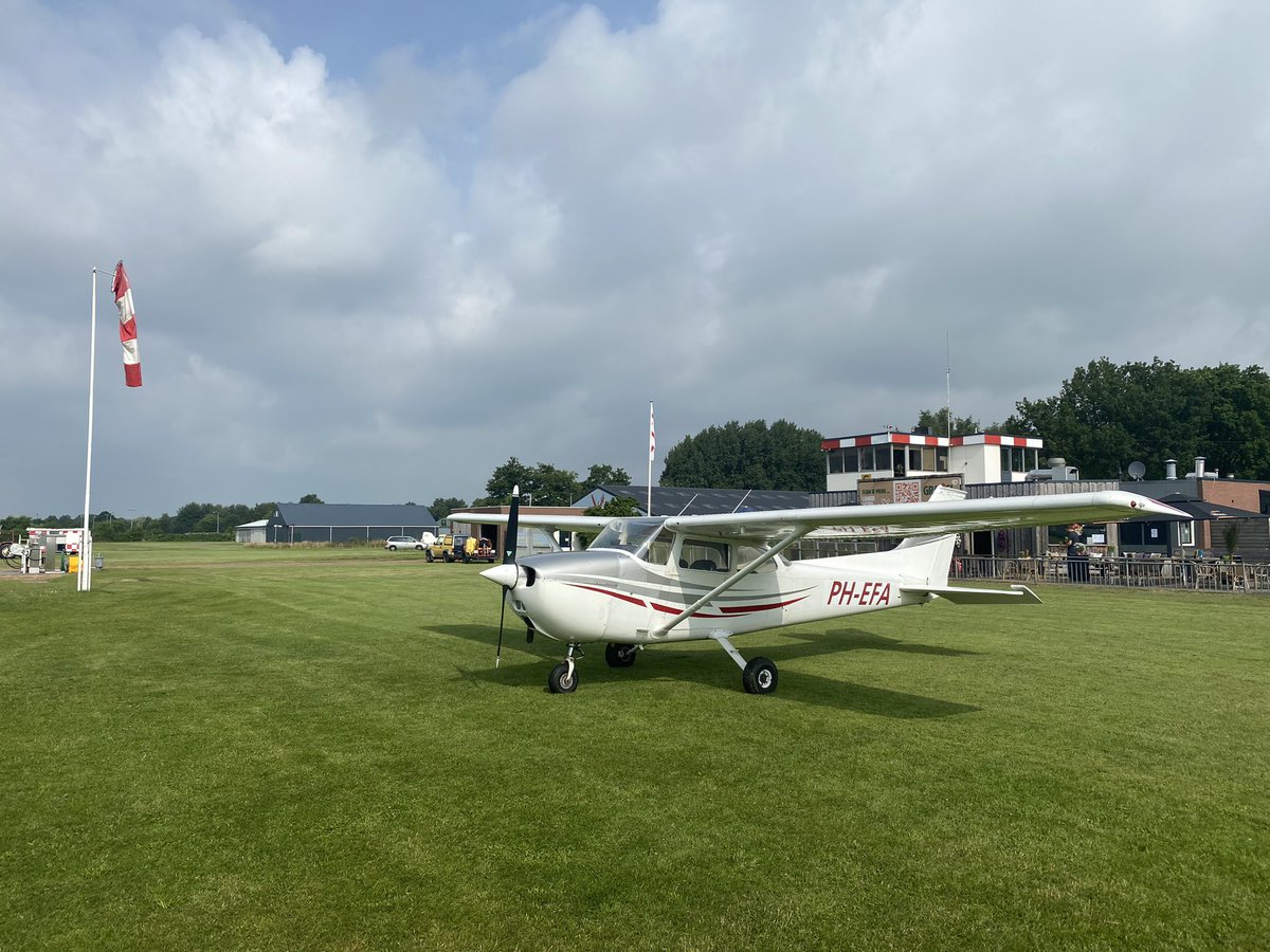 Cross country solo naar Hoogeveen en <a href="/AirportEelde/">GroningenAirport.nl</a> vandaag! Leg 1 completed..@EFA_Seppe