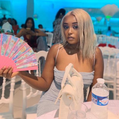 its__christa's tweet photo. #NouvellePhotoDeProfil https://t.co/5a4Q6e7PzK