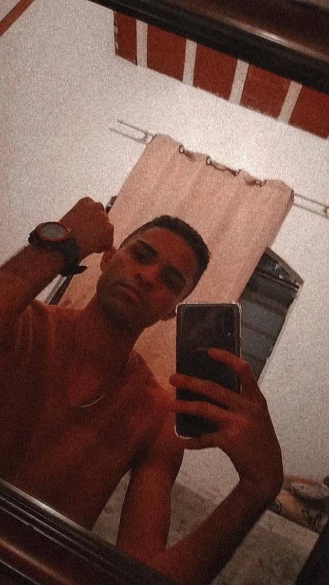 lucosta206's tweet photo. A yag leonina tá na área
#powerlgbt #gay #gayboy https://t.co/FSyRAKMyhg