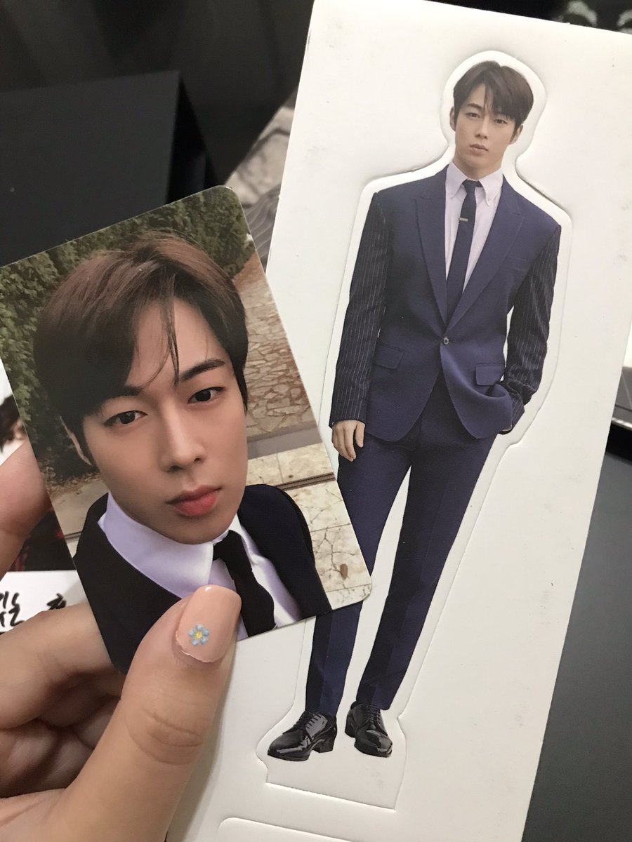 horangcart's tweet photo. thank you so much @CheongdamGO !super nice ng packaging, safe siya nakarating. Cute din po ng freebie na polaaa 💗 #CDDThanks

I got Dawon pulls sobrang kinikilig ako help dhdhsjsk 😭 https://t.co/NGZte4P423