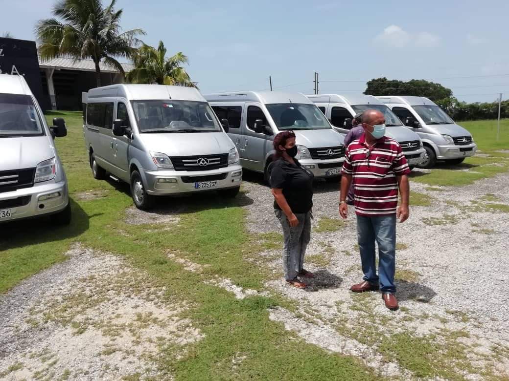 AyoseNaranjo's tweet photo. Llegó a la provincia de #Matanzas nuevo lote de autos destinados a la transportación de pacientes hacia los centros hospitalarios. #MatanzasNoEstaSola #Cuba #MatanzasPorLaVida #Covid_19 https://t.co/NlFltQxVNq