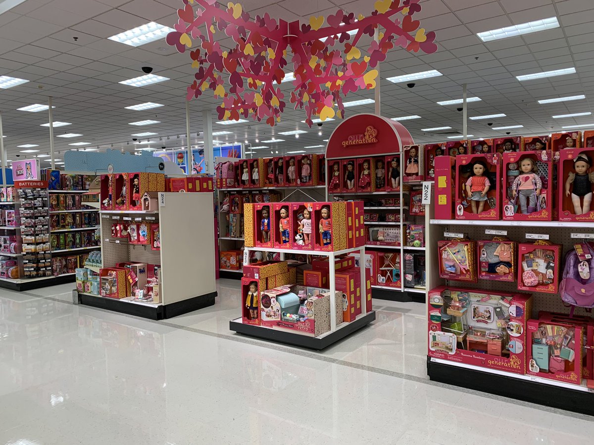 kurtdgriebel's tweet image. Ready to embark upon another winning weekend at T1768! 🎯This team has us ready to roll! Let’s get it on! @natelane39 @KD_Kline @brittrader_TGT @TargetTess @RobSpringer @Samantha_TGT @Le_Hulett @Alicia_Michel21 @allieattarget @calwagner_