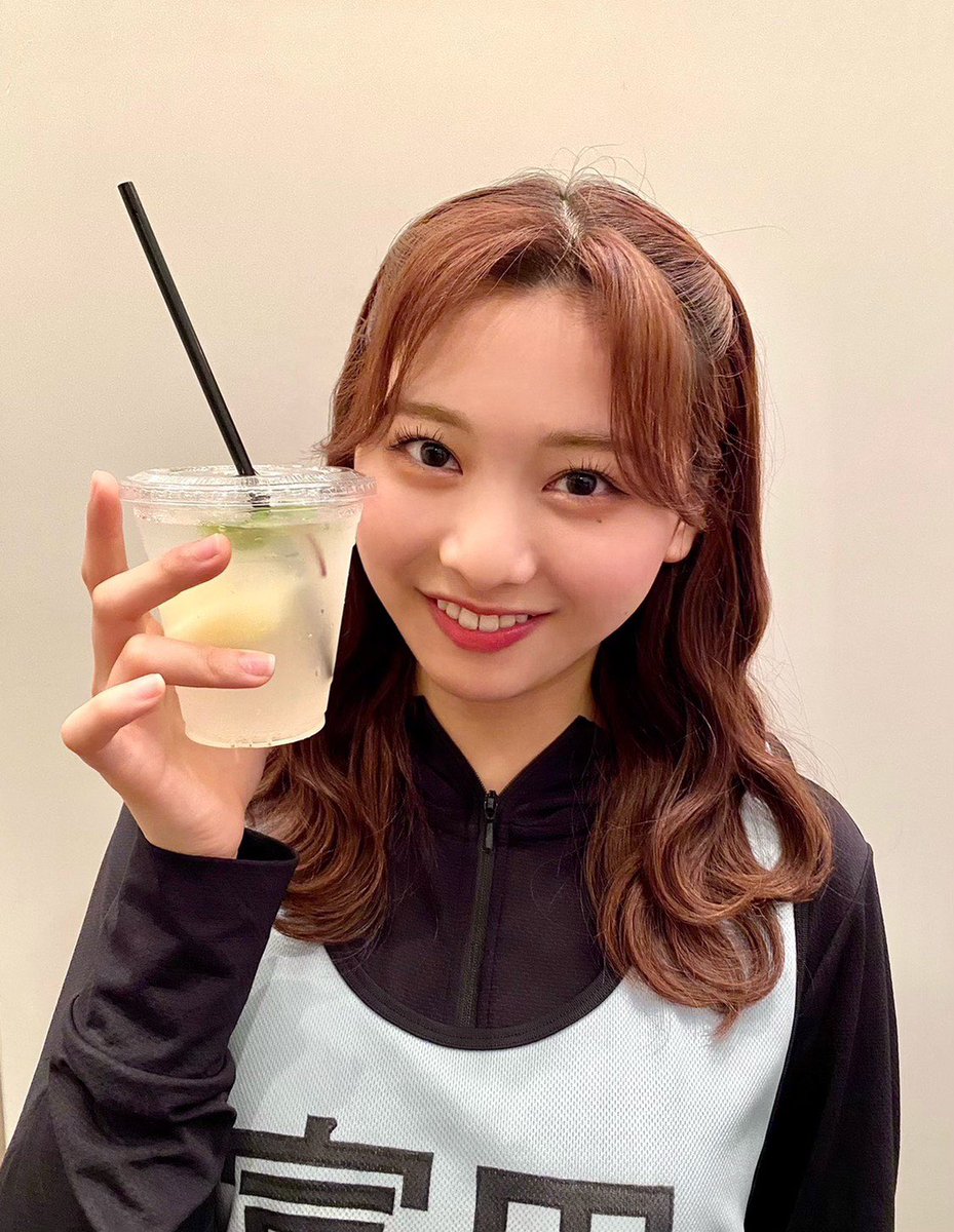 花ちゃんズが日向夏ドリンクを飲んでますっ Wkeyakifes Day2 日 花ちゃんズが日向夏ドリンクを飲んでますっ Wkeyakifes Day2 日