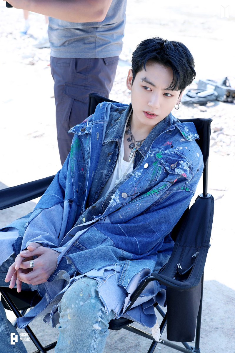 Jungkook @ Permission to Dance MV Photo Sketch (1/2)