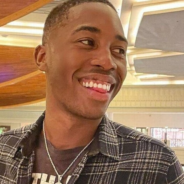 nelsokt's tweet image. Turns out the 1950s housewife Aaron's been looking for has been right under his nose this whole time #LoveIsland