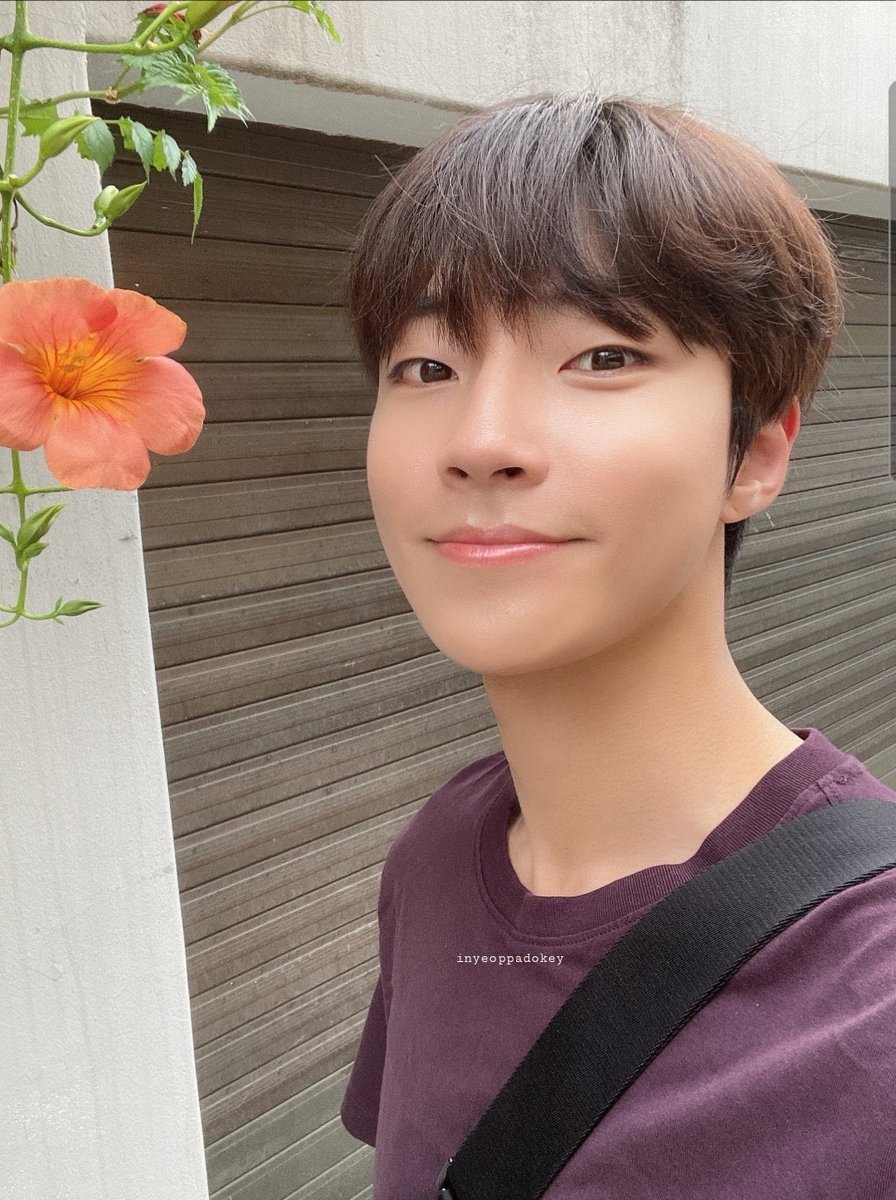 inyouppics's tweet photo. Exclusive Hwang In Youp selca from #Hi_high lottery winner!
© @inyeoppadokey

#HwangInYoup #황인엽 https://t.co/bIy7DJcQ7z