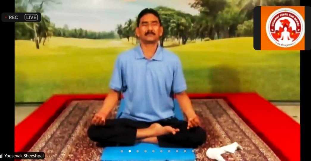 Sheeshpal_Yog's tweet photo. *10/07/202*

Practical Session- Yog Trainer Online Advance Training Camp-15, Day-6

#YogmayGujarat
#GujaratStateYogBoard
#YogsevakSheeshpal https://t.co/X6xN9rGVhG