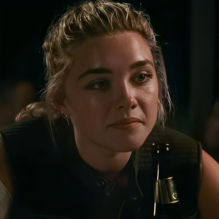 bettyscardigann's tweet photo. florence pugh           florence pugh      
                                    pugh https://t.co/9XMQKlmTG5