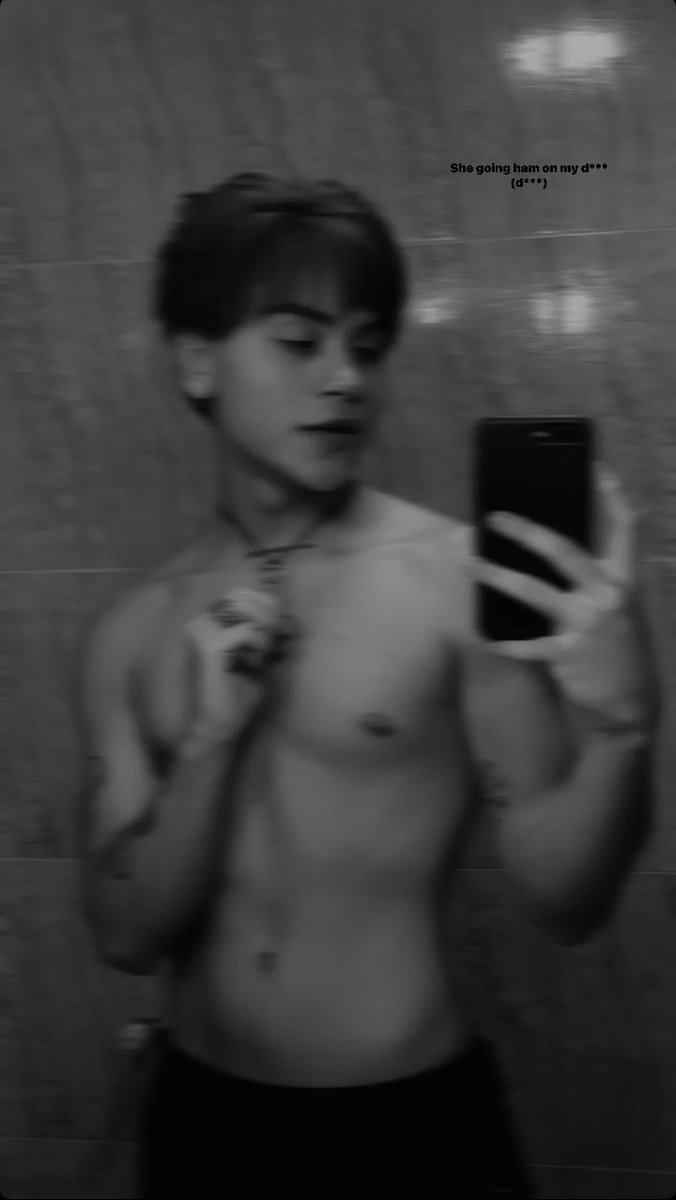 bloom__dafne's tweet photo. @santiag44297968 *existe*
Yo:
Tú:
Todos:

🤰 https://t.co/7n4bNs9zcG