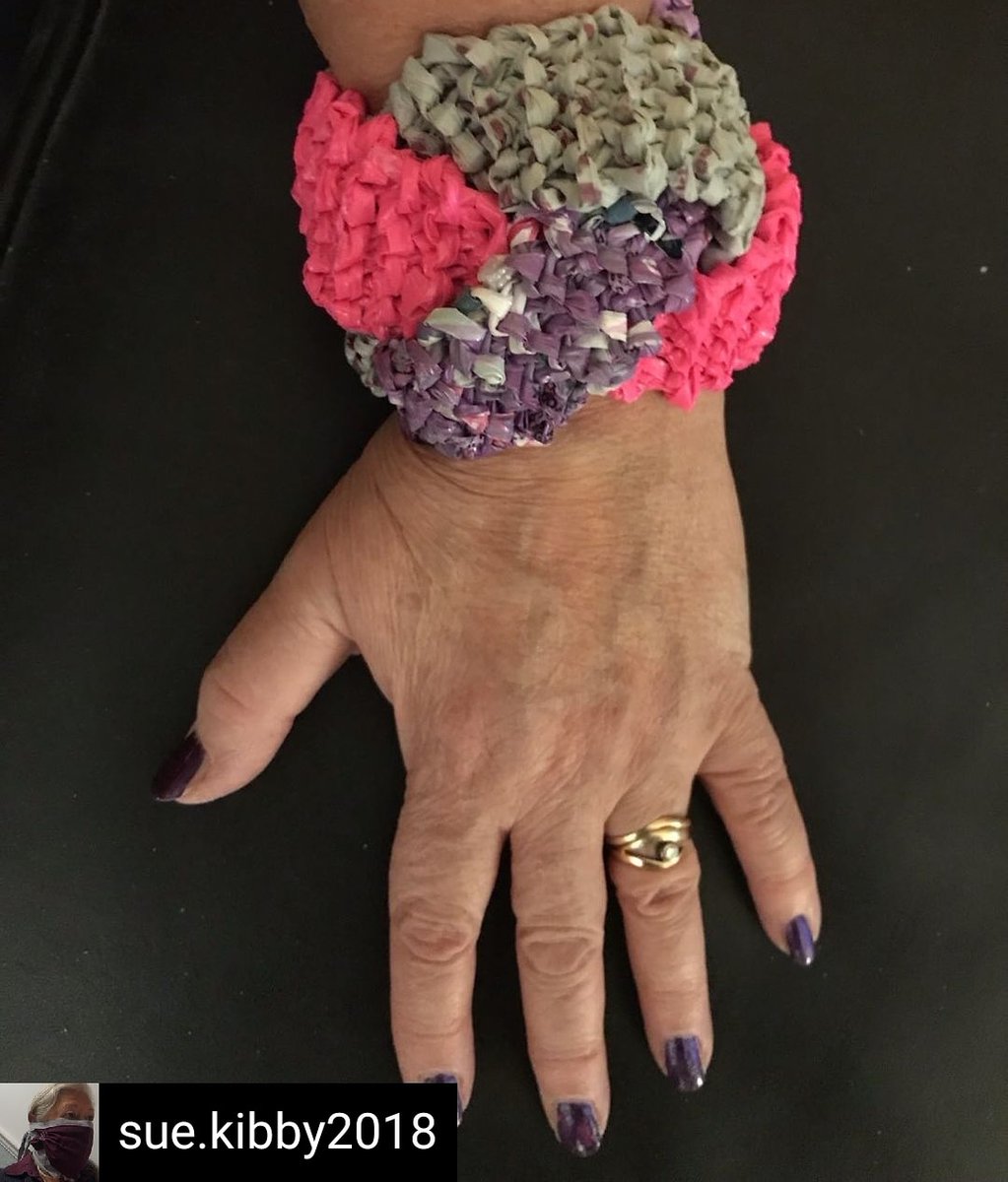 ArtCarousel's tweet photo. Sue Kibby will be at the Textiles Fair on Tooting Common tomorrow, Sunday 11th July, selling her beautiful pieces made from upcycled materials, along with instructions for how to make them yourself. The weather forecast looks good, so do pop along and have a browse!#textilesfair https://t.co/hFKg8flNnq