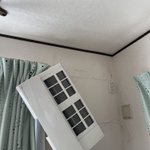 この暑さには耐えきれぬ。人間だけではないエアコンまでもが・・・。