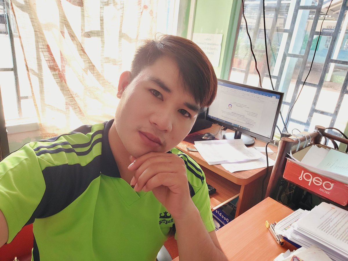 khambong3's tweet photo. ตั้งใจทำงาน ทุกย่��งต้องมีก่อน อายุ30ปี ตามความหวังที่คาดไว้.
#ທຸກຢ່າງຕ້ອງມີກ່ອນອາຍຸ 30ປີ https://t.co/JFDZu31gUX