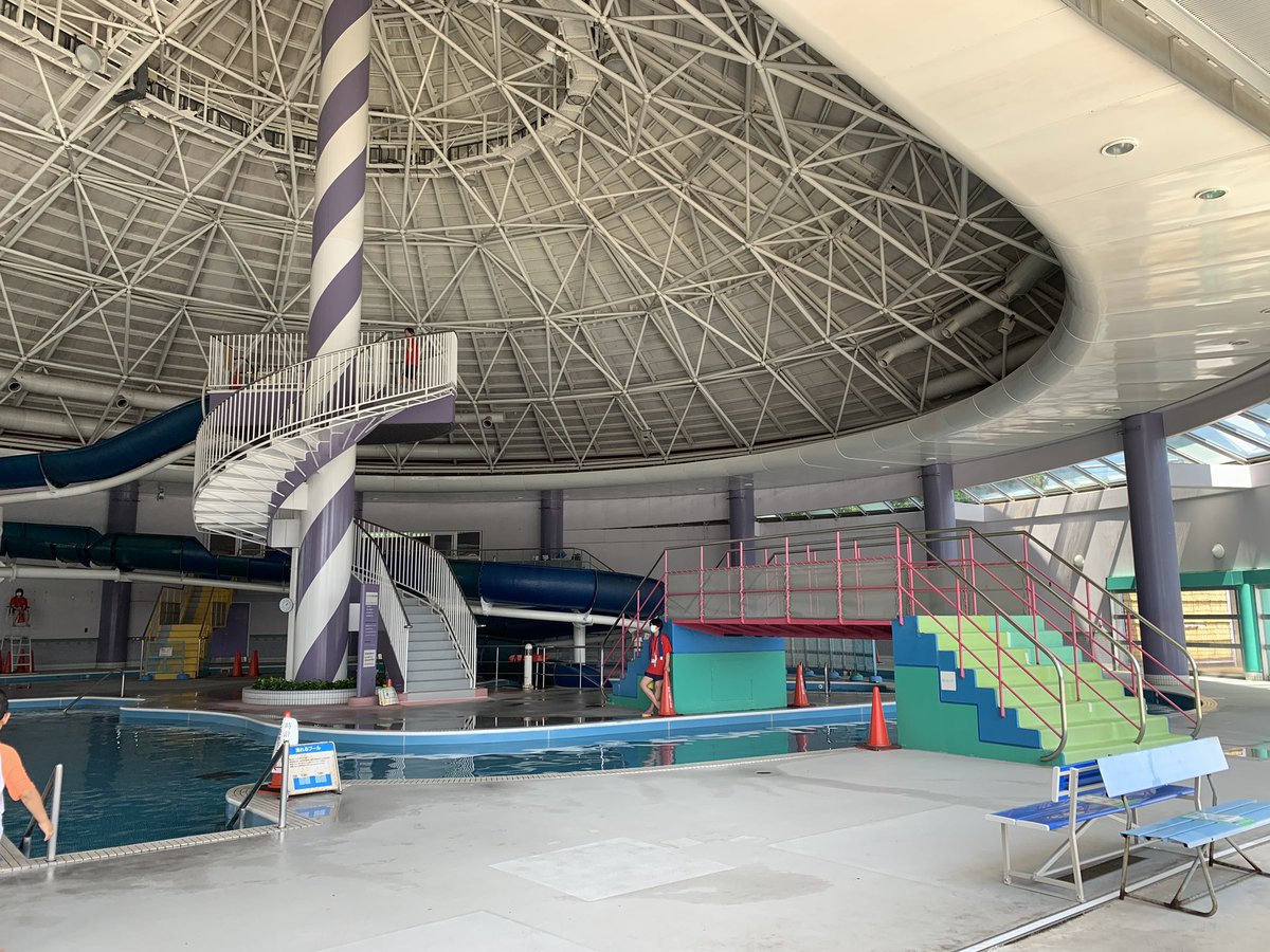 萩中公園プール