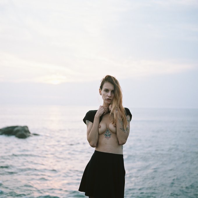 ANALOG MEMORIES FROM PORTUGAL ❤️ 🔞 https://t.co/ZNeFKTR39K 🔞 📸 @just_filmer  https://t.co/OXzVI1wcWl ▪️▪️▪️ #adelleunicorn<a href="/tag/adelleunicorn"class="tags"><span>#adelleunicorn</span></a>