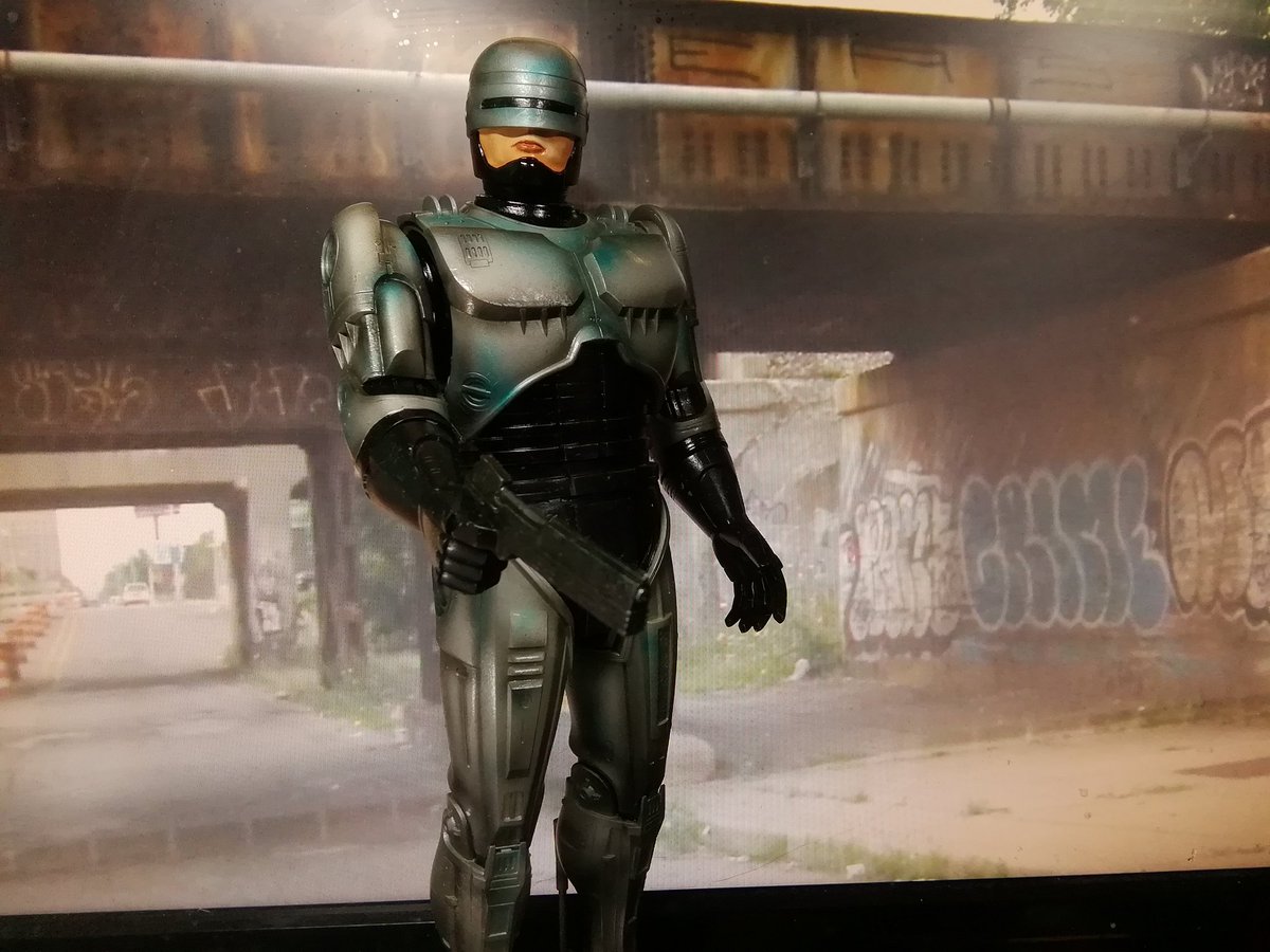 ロボコップ 映画 最新情報まとめ みんなの評価 レビューが見れる ナウティスモーション 4ページ目