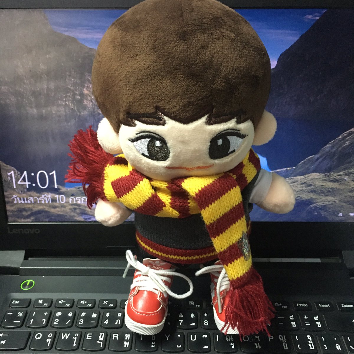makhampom17's tweet photo. แขนเสื้อพี่ก็จะฟิตๆๆหน่อยนะ ก็คนมีกล้ามอะเนอะๆ ชุดน้องพร๊อพเยอะมากก ขอบคุณแม่ค้ามากๆๆนะค้าบ ส่งไวมาก #vavareview https://t.co/Lc8Hsa3INj