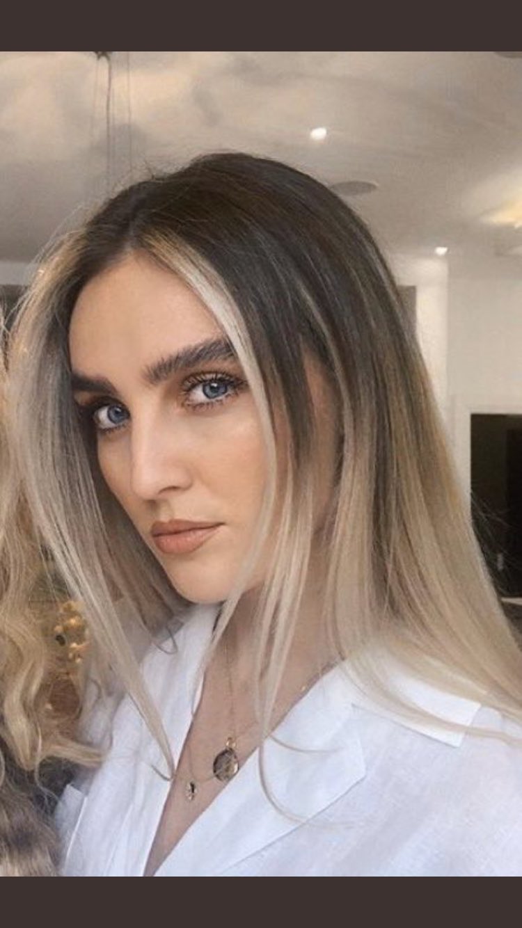 Happy birthday to the amazing Perrie Edwards hope you have a great day Pez 