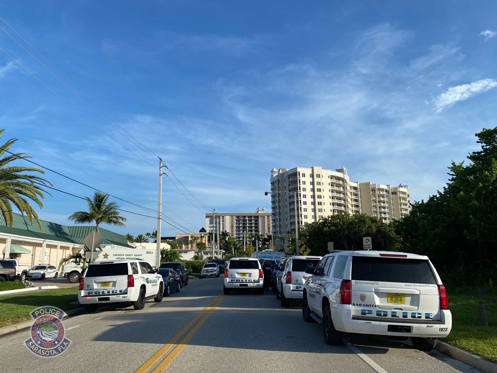 Sarasota Police Department tweet media