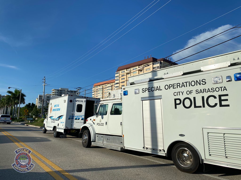 Sarasota Police Department tweet media