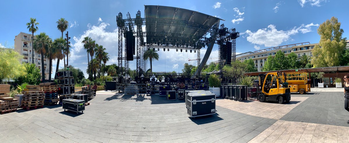 📸 EN IMAGES. <a href="/nicejazzfest/">Nice Jazz Fest</a> : dans les coulisses quelques jours avant son grand retour

▶️ nicepresse.com/nice-jazz-fest…

[✍️: <a href="/ClementAvargues/">Clément Avarguès</a>] #Nice06 #CotedAzurFrance