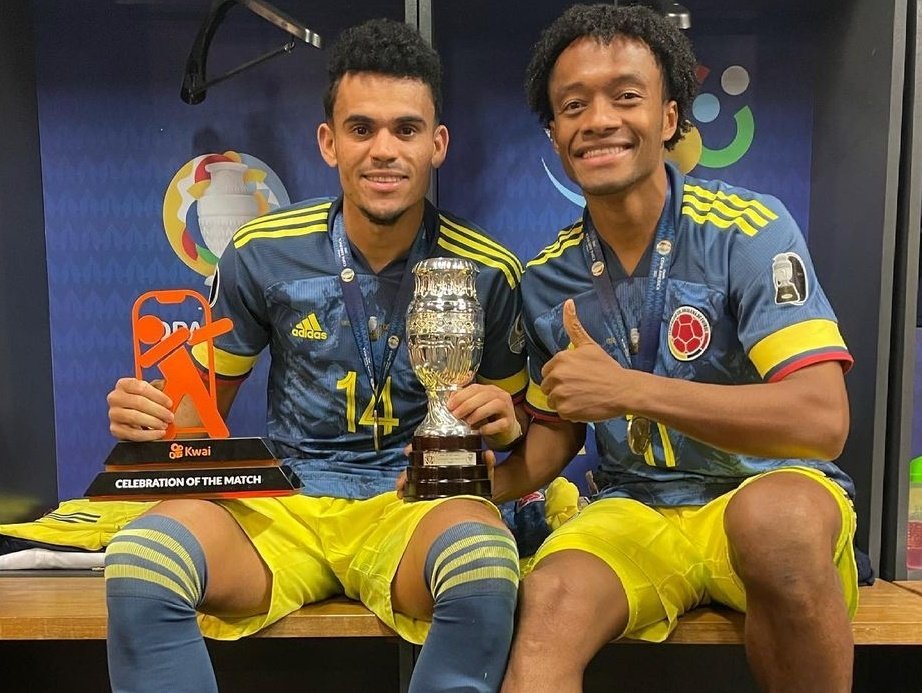 #GraciasSeleccion una vez más dos hijos de la Colombia profunda nos dan esperanza, el wayuu y el hijo de #Necocli, mil gracias pueblos indígenas y afro por ser cuna de héroes.