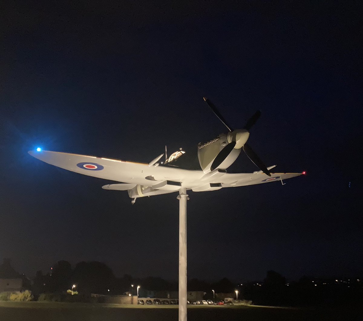 James&Ira tweet media