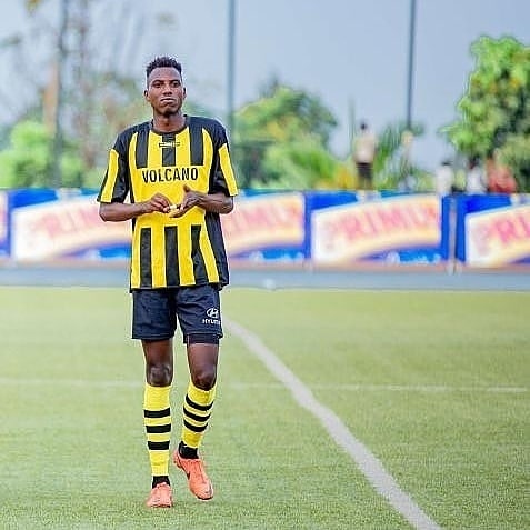 Nsengiyumva Ir'shad (Marines FC) na Mugisha Bonheur ( Mukura VS&amp;L) basinyiye APR FC amasezerano y'imyaka ibiri.

---

Both, Nsengiyumva Ir'shad (Marines FC) &amp;  Mugisha Bonheur ( Mukura VS&amp;L) have signed a two years deal with APR FC

#rwanda
#kigali #football