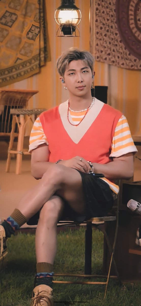 BTSBangtanLocks's tweet image. Lockscreen's| @BTS_twt 
A BUTTERFUL GETAWAY [3]
#방탄소년단 #BTS #PermissiontoDance
Don't repost! be honest!∅ 
#btslx13