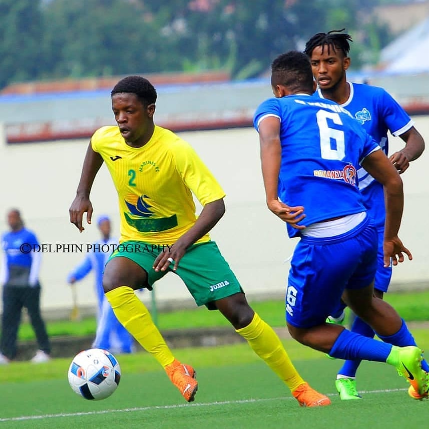 Marine FC na Ndayishimiye Thierry banze kwakira Miliyoni 8 RWF ngo bazigabane, uyu myugariro ajye muri AS Kigali. AS Kigali ntiyiteguye kongera amafaranga.

----

Marine FC and Defender Thierry Ndayishimiye have rejected 8M FRW bid from AS Kigali. 

---

#rwanda #RwOT #footbll