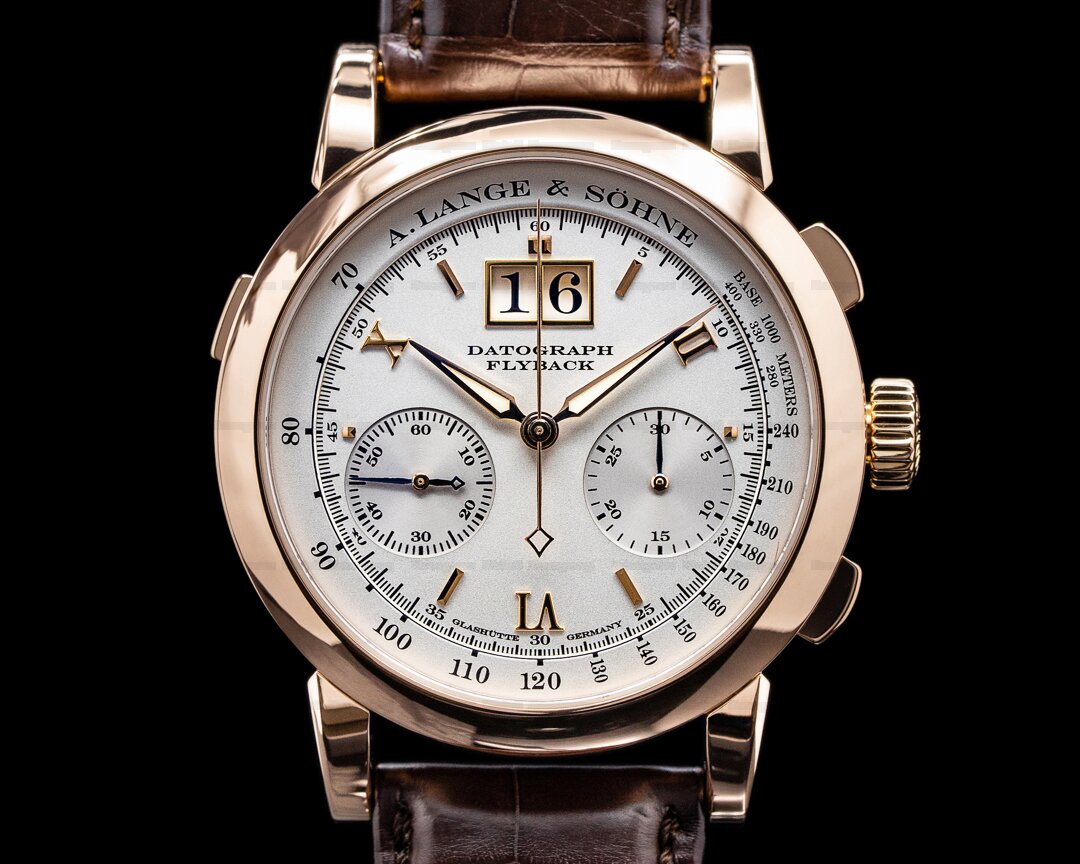 EuropeanWatchCo's tweet photo. A. Lange and Sohne Datograph Flyback 403.032 18K Rose Gold + Engravers Letter. https://t.co/b7qmcFMtBN
#ALangeandSohne
#DatographFlyback
#Horology
#ALangeandSohne https://t.co/z4MHCSEH5p