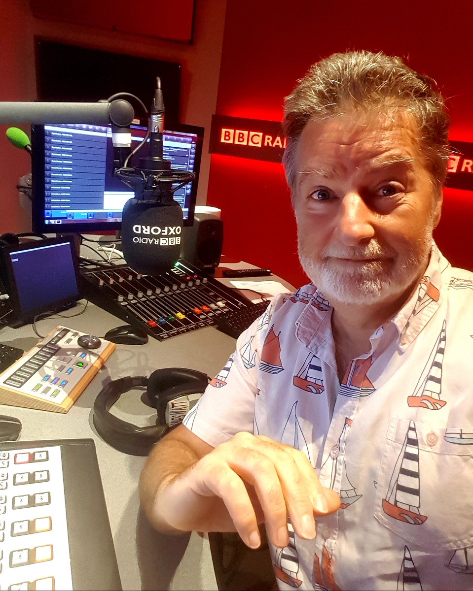 jameswattuk's tweet photo. It's time for your weekly dose of vitamin W!  The James Watt Radio Show 10 till 2pm Saturday-including hits and headlines The Watt 4 plus  What's Watt's Work and Watty's 80s greaties- join in The fun @BBCOxford https://t.co/Ru7FuHAkrI