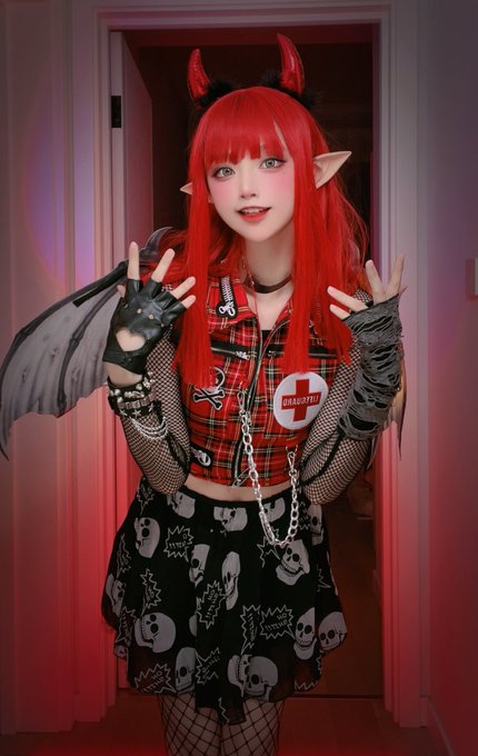 Twitterのコスプレ画像16