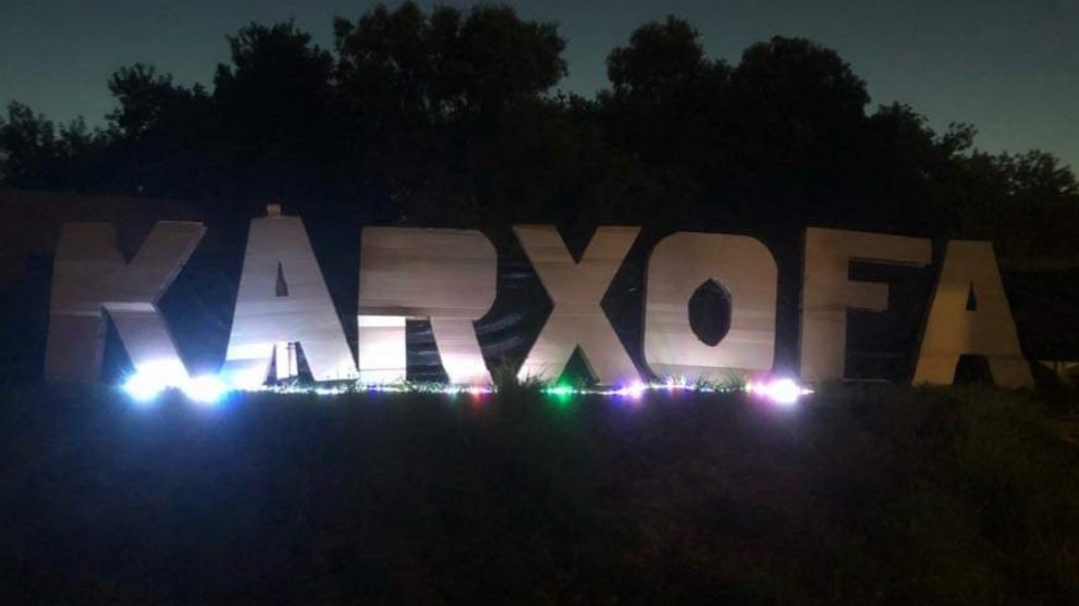 El Karxofarock torna a Sant Boi adaptat a la situació sanitària. Amb tres concerts per al juliol dins els "Vespres de Karxofa": Mabel Flores (ds 7), Ambauka i Som Mambes (dv 16)  i Deskartats (dv 23).
🗓 agendasb.info 
#ViulEstiu21 #santboi