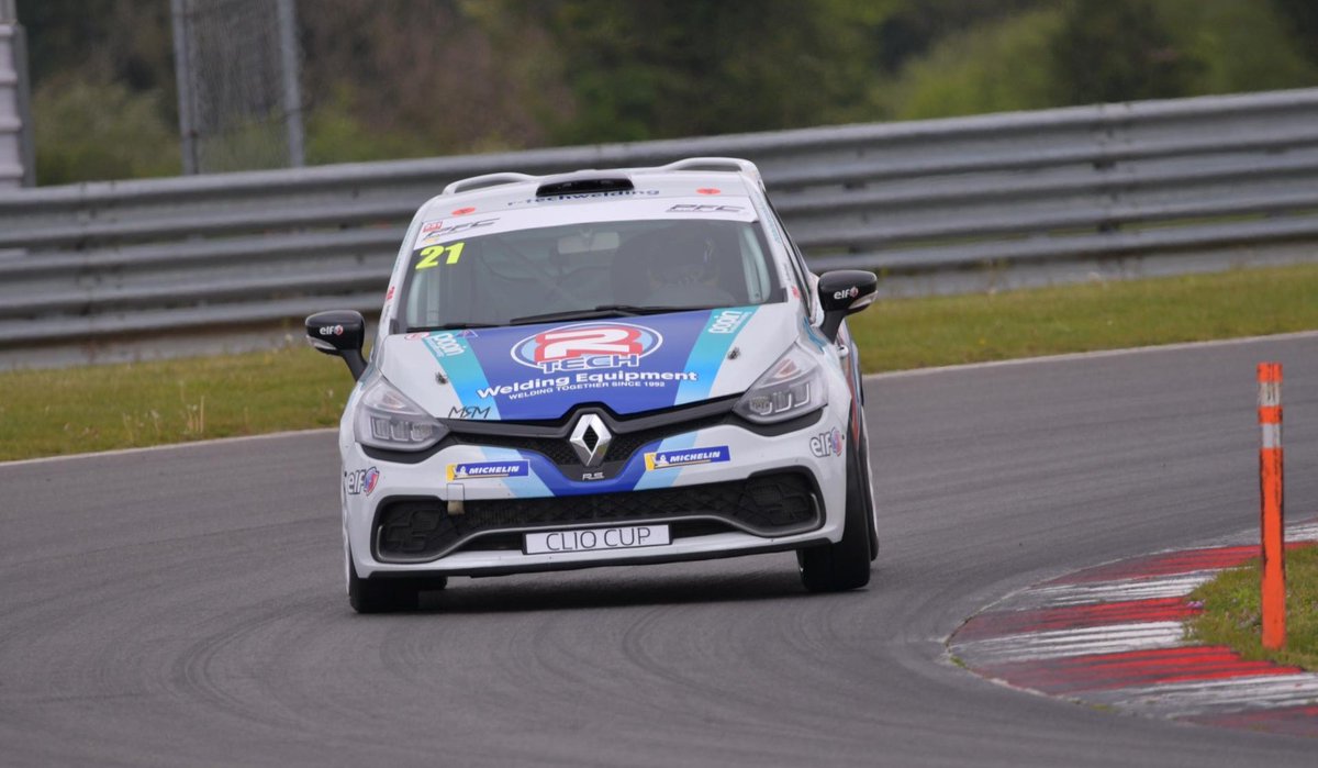 Ben Davis tweet media