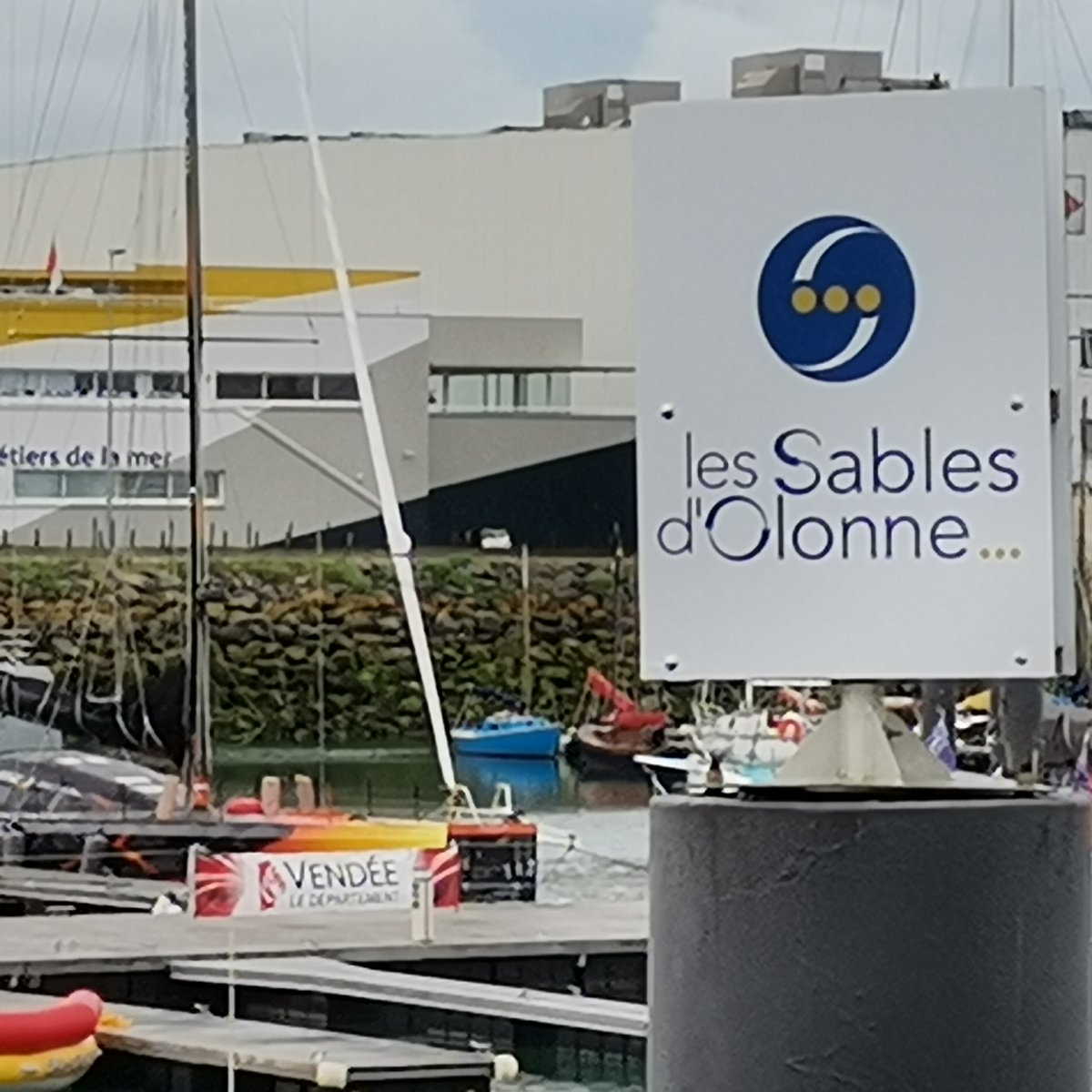 yannick4456's tweet photo. Petite pose au @PortOlona https://t.co/uka84ZsPQQ