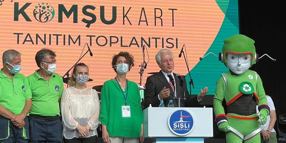 Bu toplantı @gnen_orhan ve @muammerkeskin75'in piarının yapıldığı bir toplantıydı..! #KomşuKart @sislibelediyesi @muammerkeskin75 @istanbulbld @ekrem_imamoglu @Canan_Kaftanci @oguzksalici @Seyit_TORUN @selinsayekboke @gamzeilgezdi @kilicdarogluk