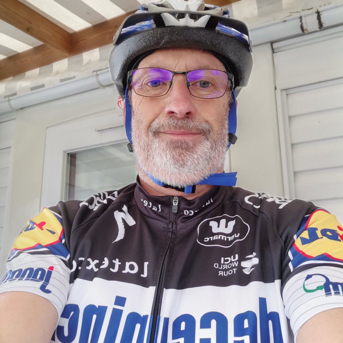 yannick4456's tweet photo. Reprise du vélo sur les routes DE L'île D'Olonne, Brem sur Mer et @lessables au couleur de @deceuninck_qst https://t.co/1u8XIYd2JJ