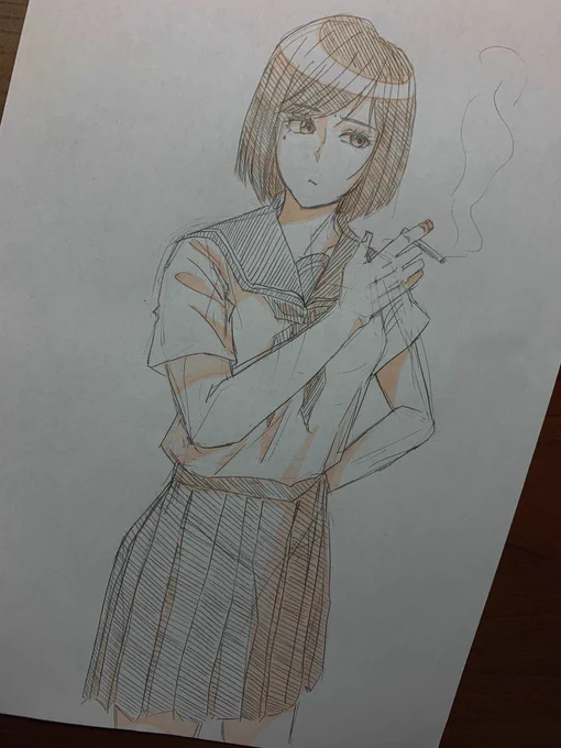 3億年ぶりのアナログ……
セーラー服硝子さん🚬 