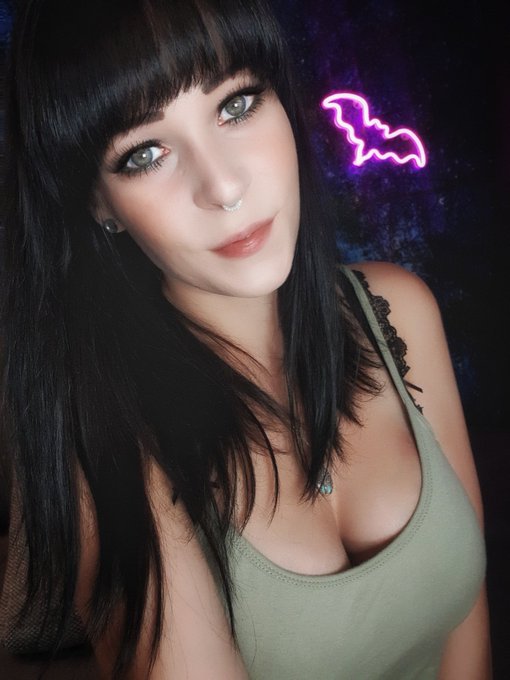 Ich w&uuml;nsch dir ein sch&ouml;nes Wochenende 😘 https://t.co/NkhNs7Sylo