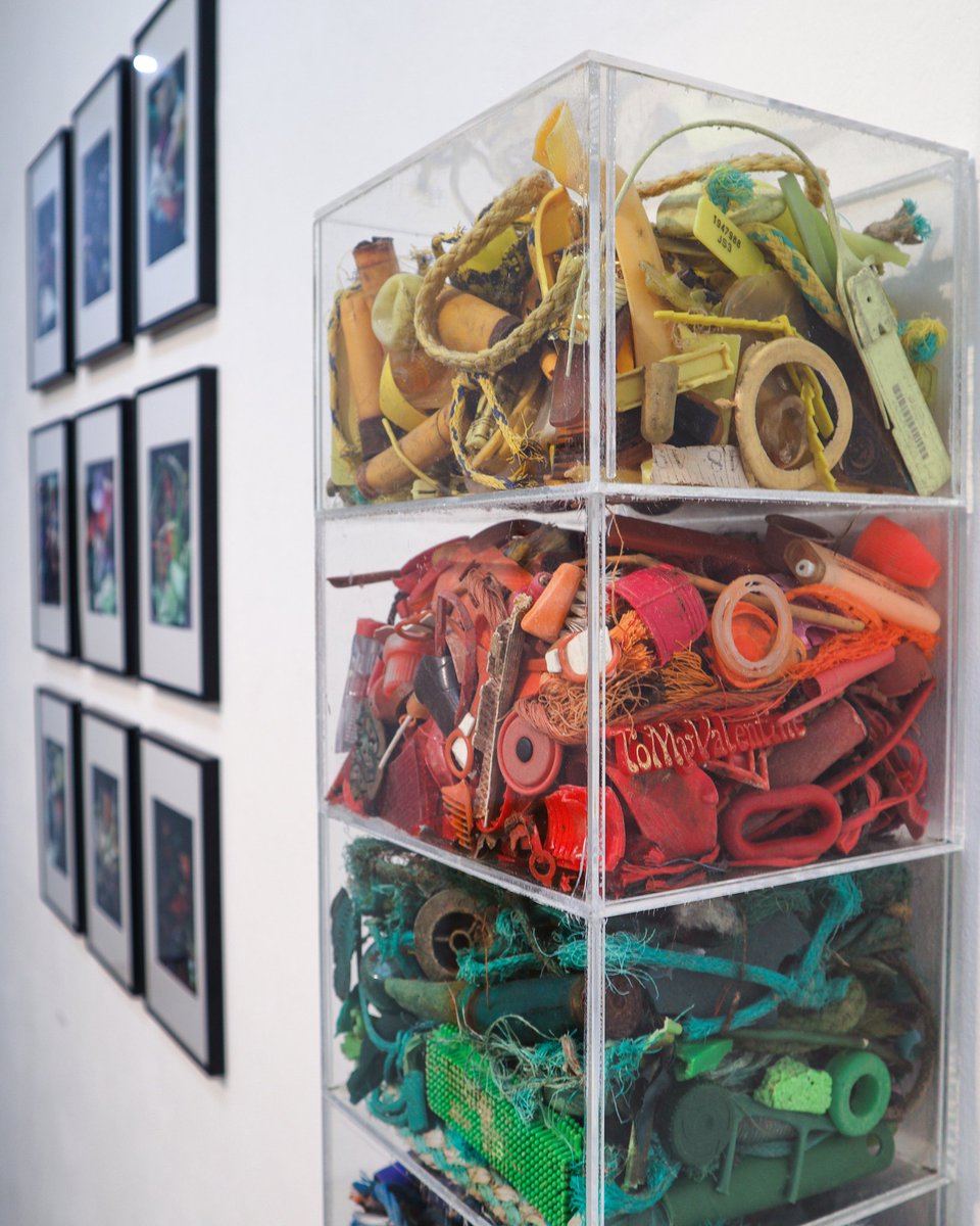 It's the final day to catch our 'Reconnecting' #exhibition at <a href="/bprojectspace/">Bermondsey Project Space</a>!

The exhibition features work by Hugo Lami &amp; shortlisted artworks from our 2020 #ArtPrize.

It explores our connections to each other, #nature &amp; #tech during the pandemic.

Make sure you don't miss out!